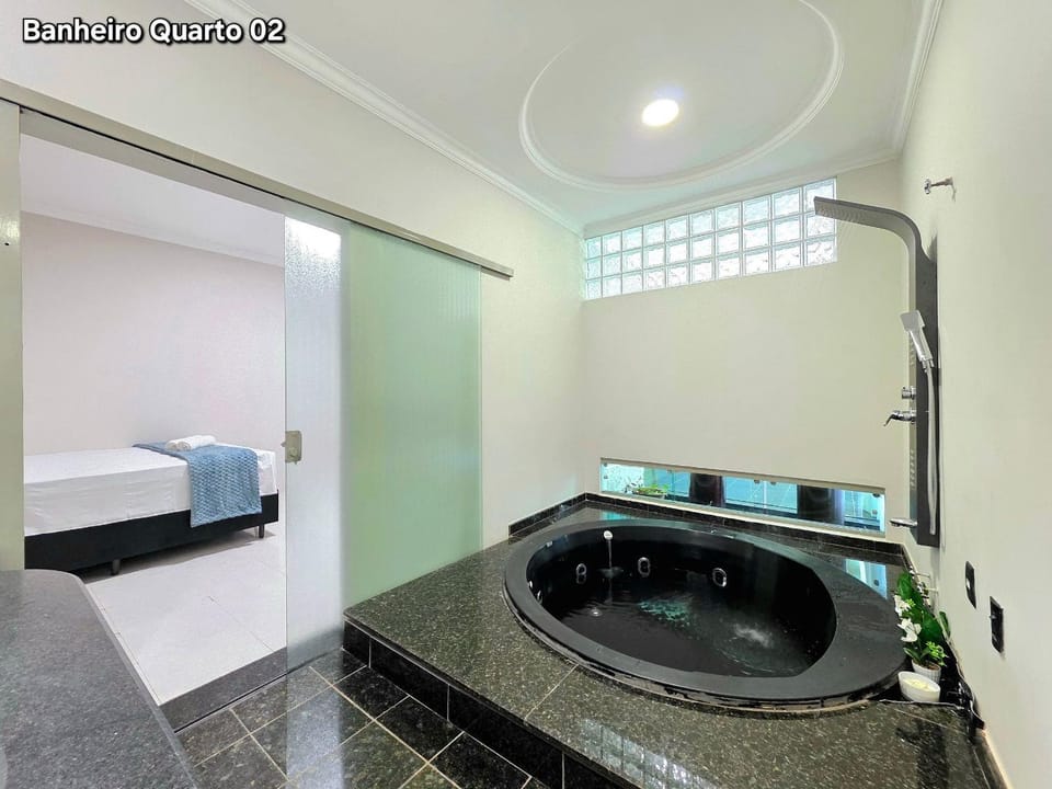 House in a great location for up to 8 people in an upscale area House in Foz do Iguaçu