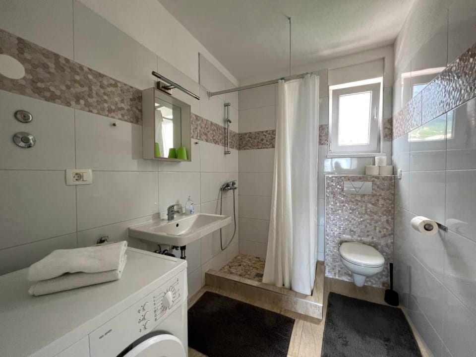 WE Apartments Apartment in Makarska