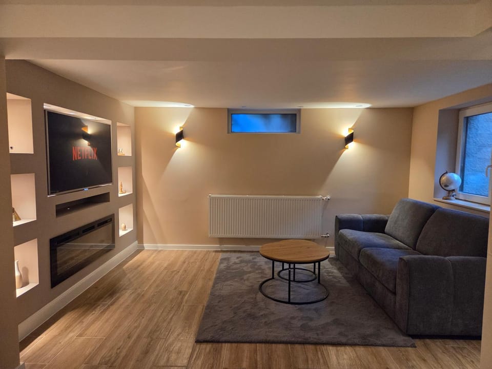TV and multimedia, Living room