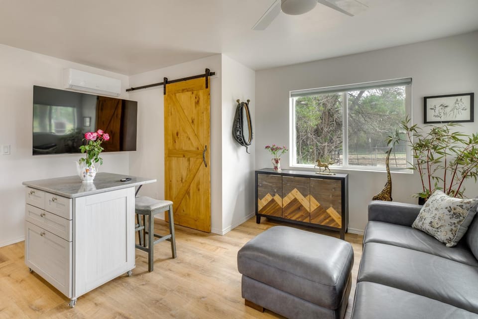 Welcome All Non-Smokers to Carol's Cabin Cabin in Grand Junction