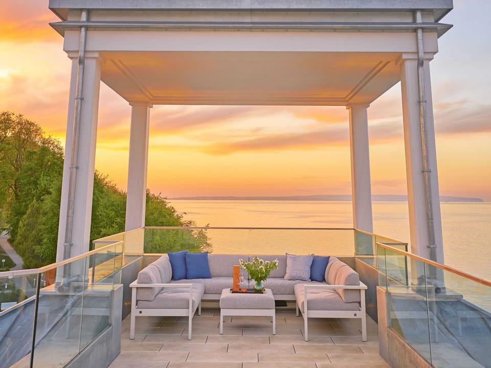 Day, Natural landscape, View (from property/room), Balcony/Terrace, Seating area, Sea view, Sunrise, Sunset