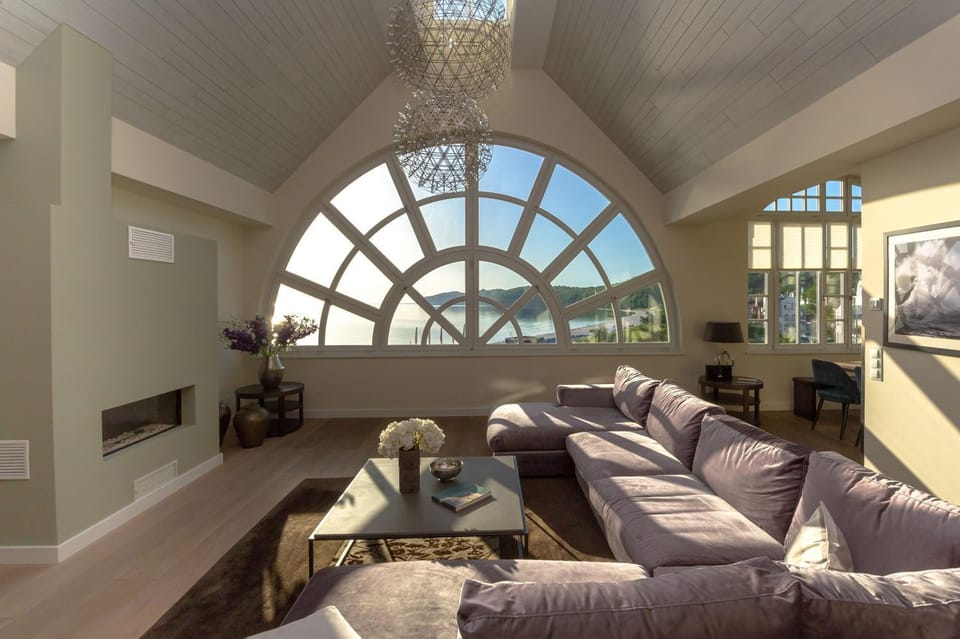 Living room, Sea view