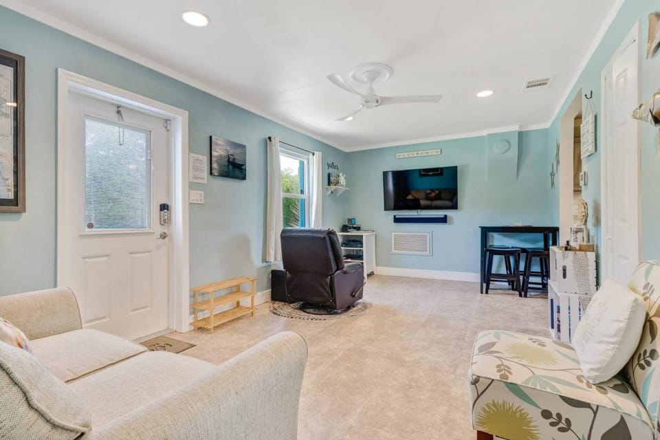 16316 Tortuga* House in Bokeelia