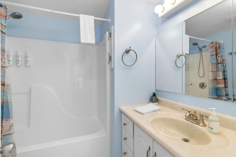 Bathroom, Bath