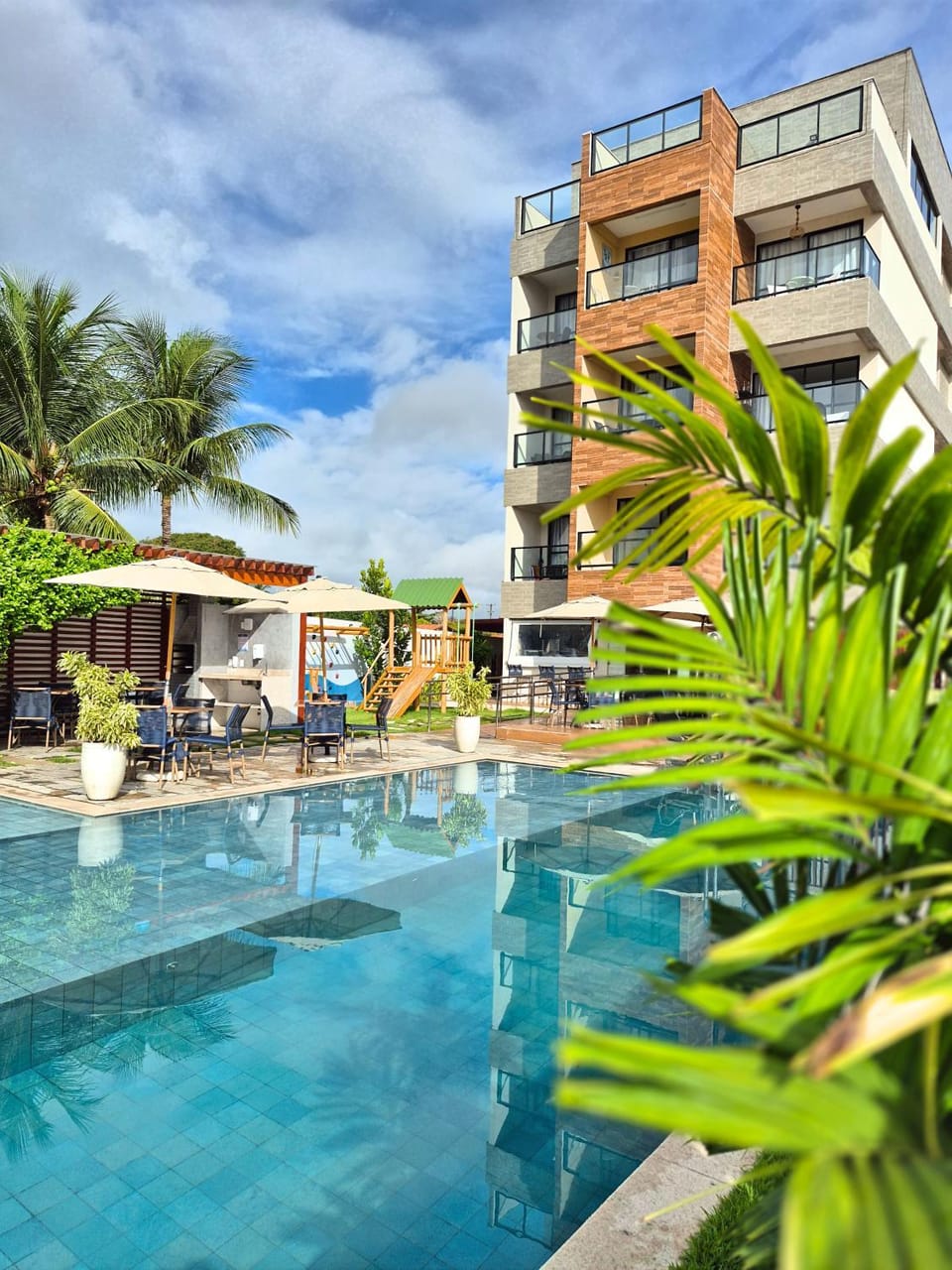 Property building, Swimming pool, Swimming pool