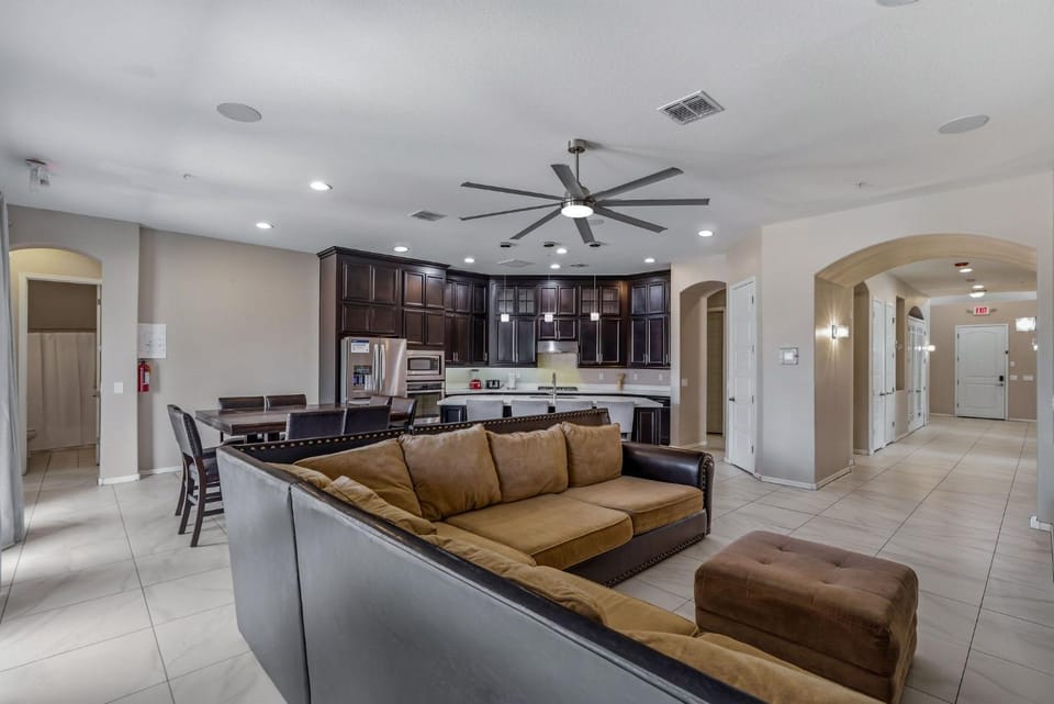 Queen Creek 4BR Family Retreat House in San Tan Valley