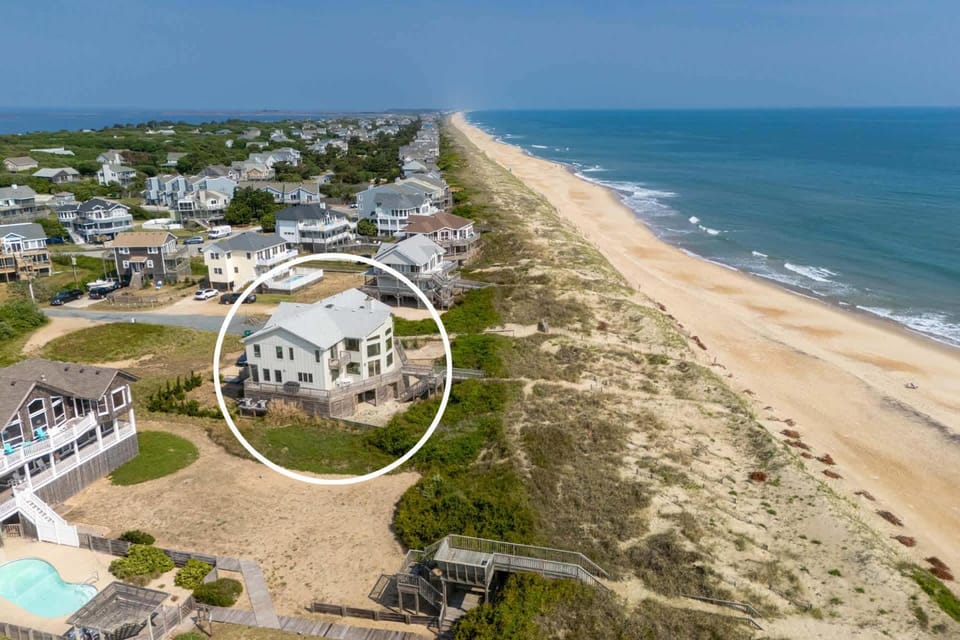 The Dune House - Iconic Oceanfront Gem in Duck House in Duck