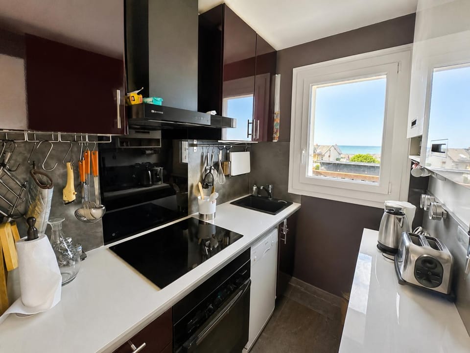 Duplex vue mer, animaux OK, parking - 6 pers. - FR-1-487-397 Apartment in Normandy