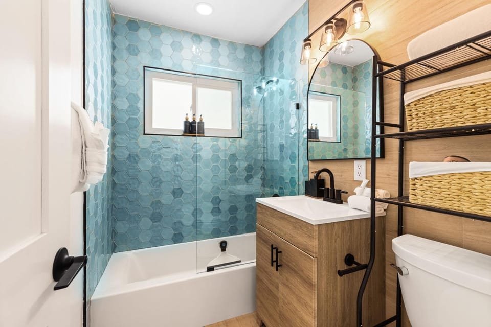 Stylish North Park Escape - Private Patio House in San Diego