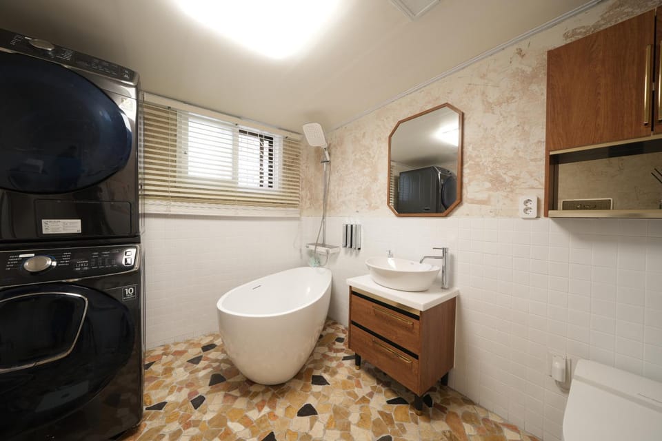 Hot Spring Bath, Hot Tub, Spa and wellness centre/facilities