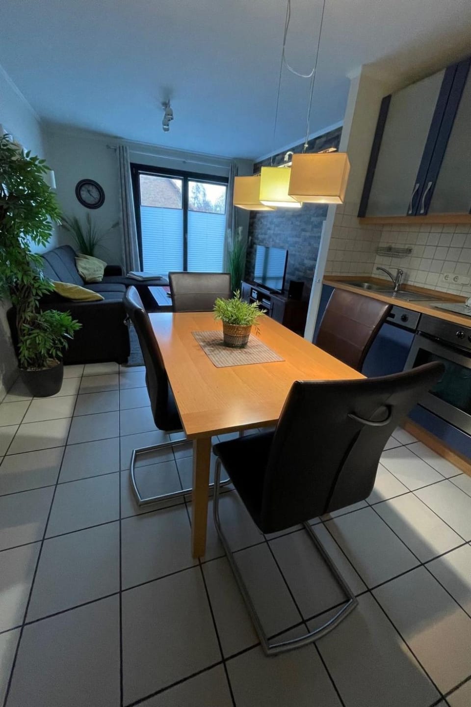 Kitchen or kitchenette