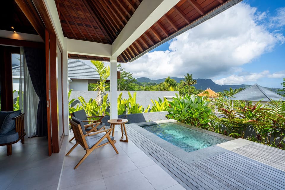 View (from property/room), Balcony/Terrace, Garden view