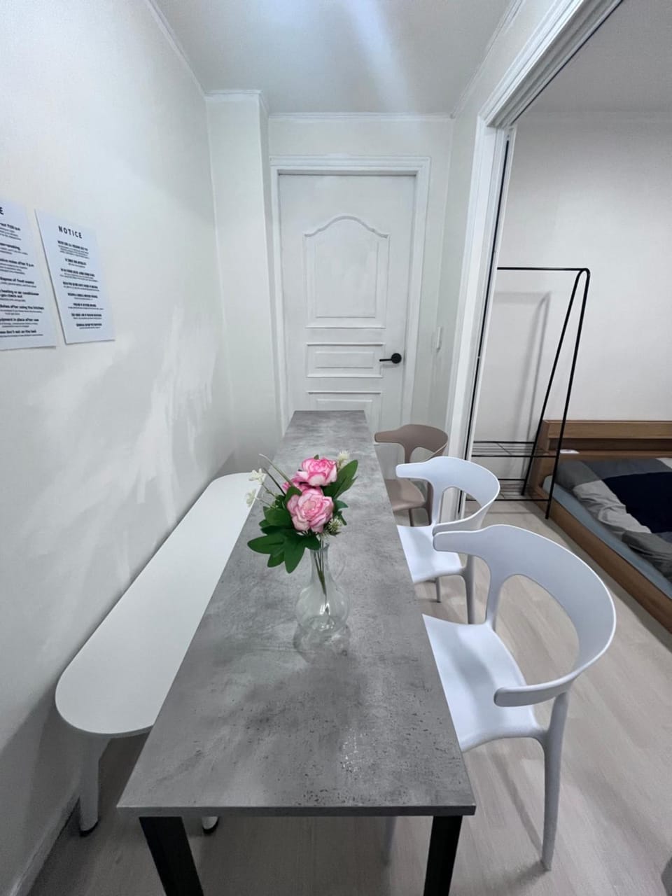 4, near hongdae, 3 beds, 2 rooms Apartment in Seoul