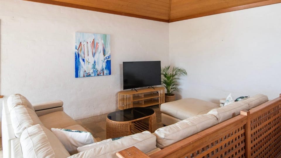 Sandilands 1 - Lifestyle Yamba Apartment in Yamba