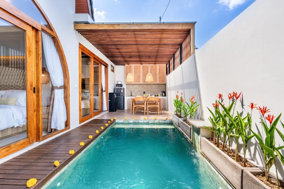 Balcony/Terrace, Pool view, Swimming pool, Swimming pool