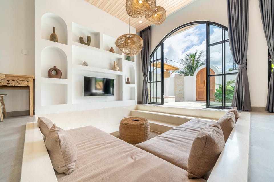 Communal lounge/ TV room, TV and multimedia, Living room, Seating area, Evening entertainment