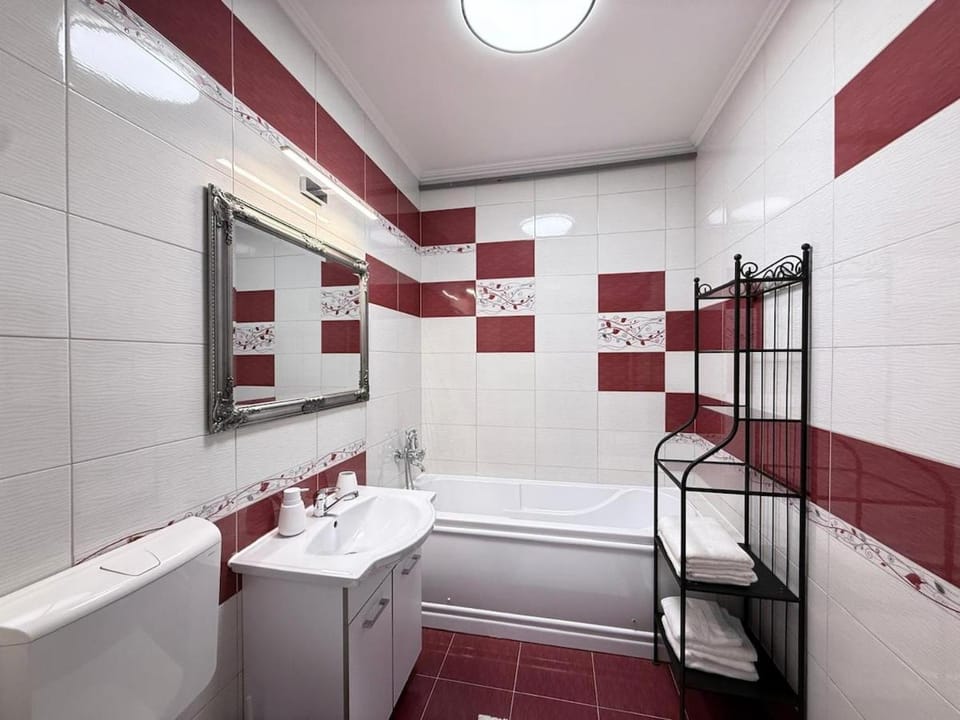 Bathroom, Bath