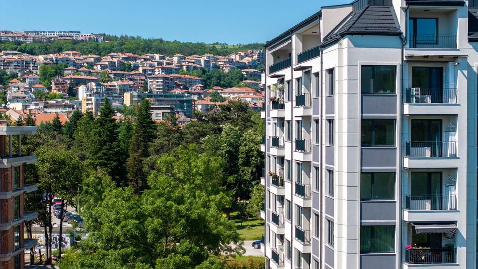 Three Hills Premium Suite near City Center Apartment in Veliko Tarnovo