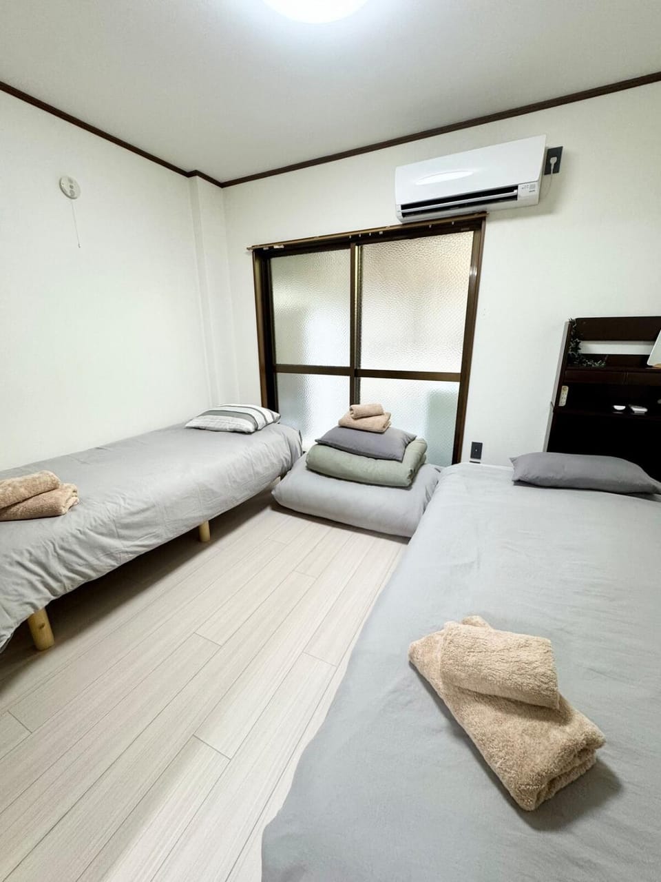 Bed, Bedroom, wardrobe