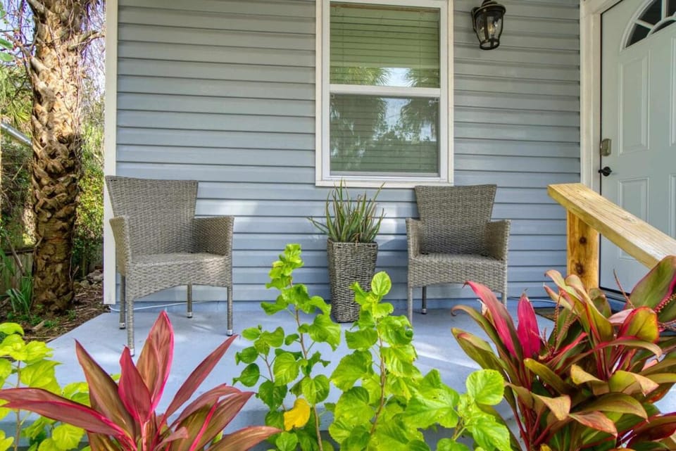 Historic Lights Festival, Fire Pit, Pet Friendly House in Saint Augustine