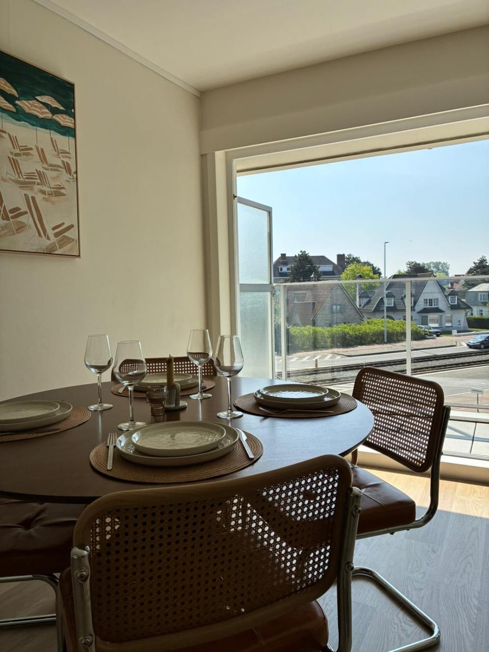 Free Parking I Pet Friendly I 5 min to the Sea Apartment in Koksijde