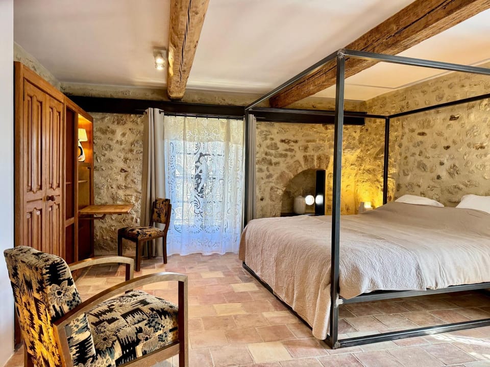 Living room, Bedroom