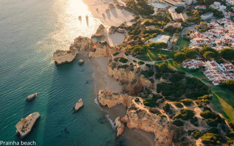 Apartment with Terrace in Prainha Resort, A short 200-meter walk to the beach, by QoZzy Apartment in Alvor