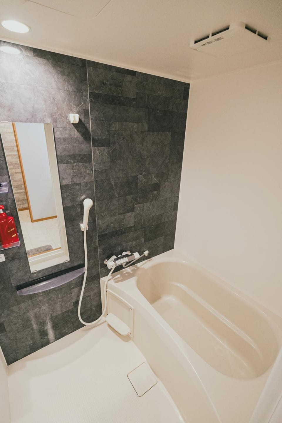 Shower, Hot Tub, Bathroom, Bath