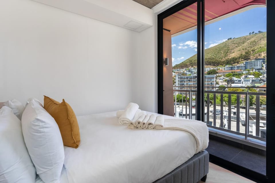 The Blok 705 - 1 Bedroom Apartment in Sea Point with Free Parking Onsite Apartment in Sea Point