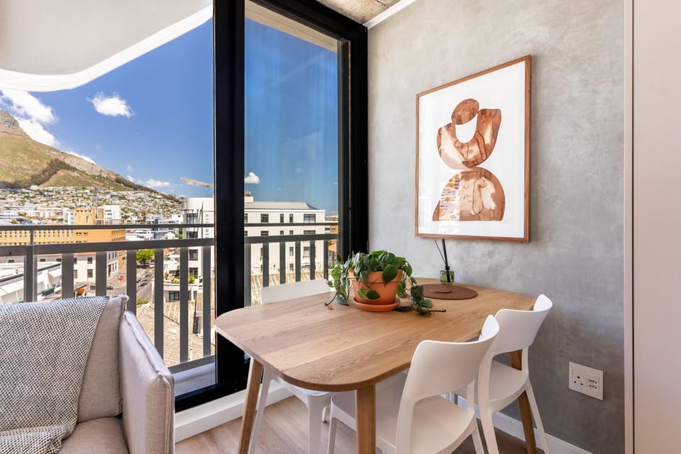 The Blok 705 - 1 Bedroom Apartment in Sea Point with Free Parking Onsite Apartment in Sea Point