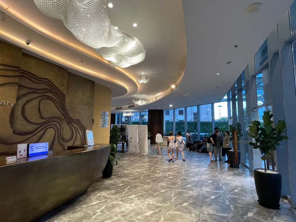 Lobby or reception, concierge