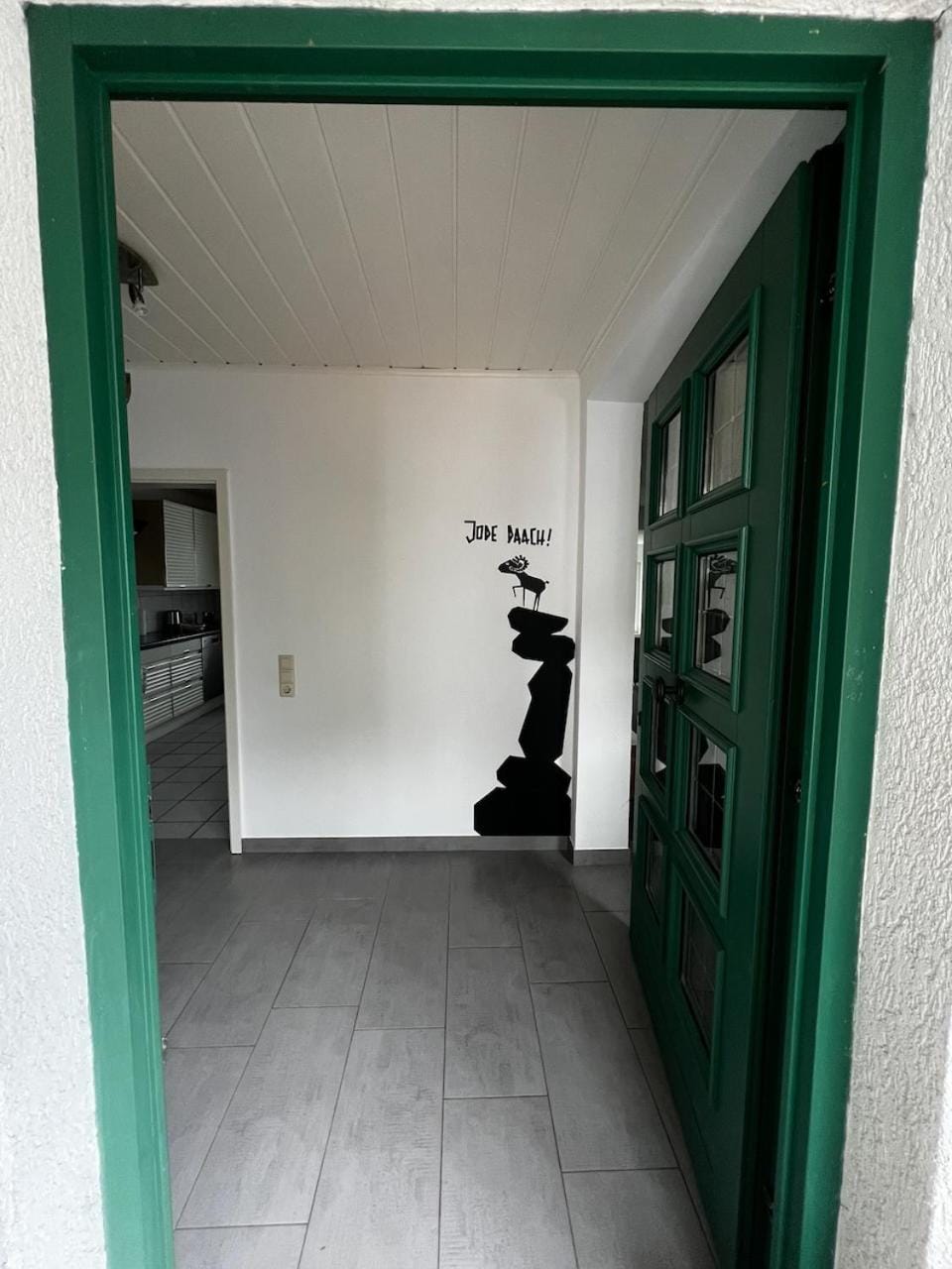 Facade/entrance