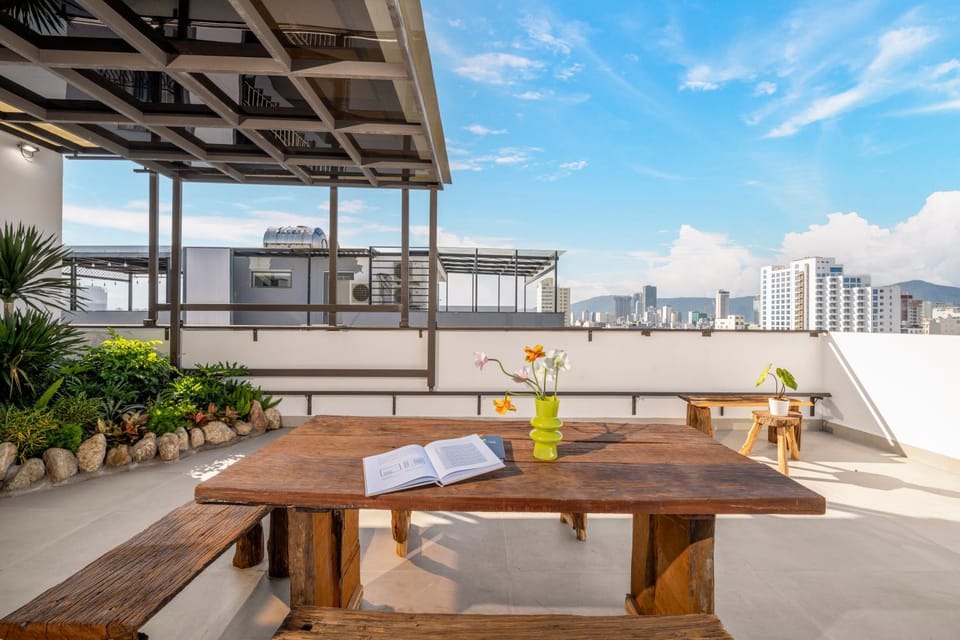 Balcony/Terrace, Internal: Not applicable to any particular room