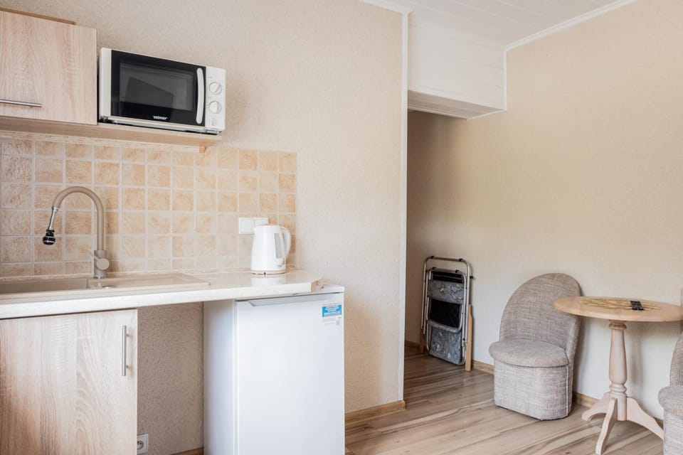 Kitchen or kitchenette, Photo of the whole room, Bedroom