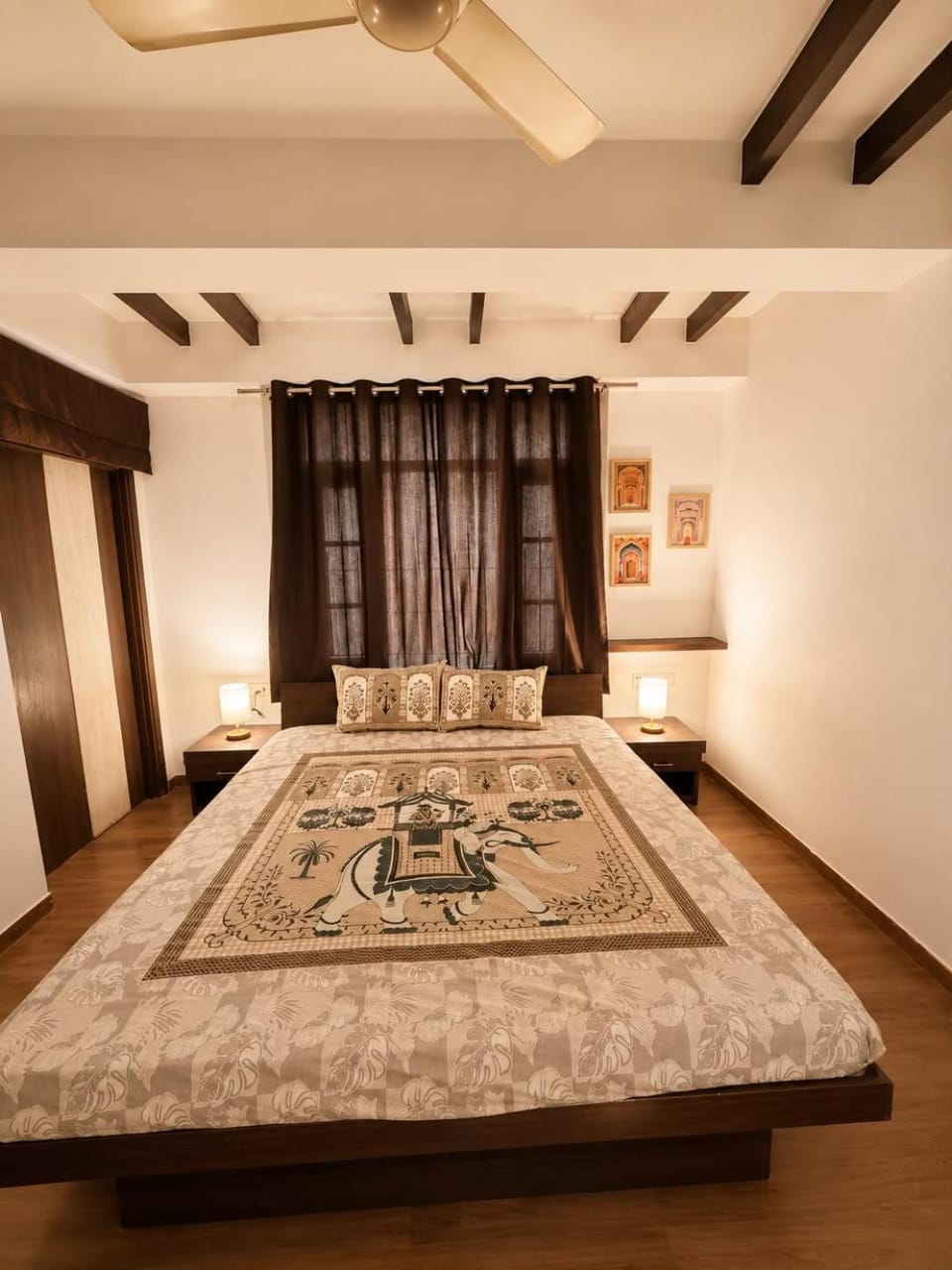 Bed, Photo of the whole room, Bedroom