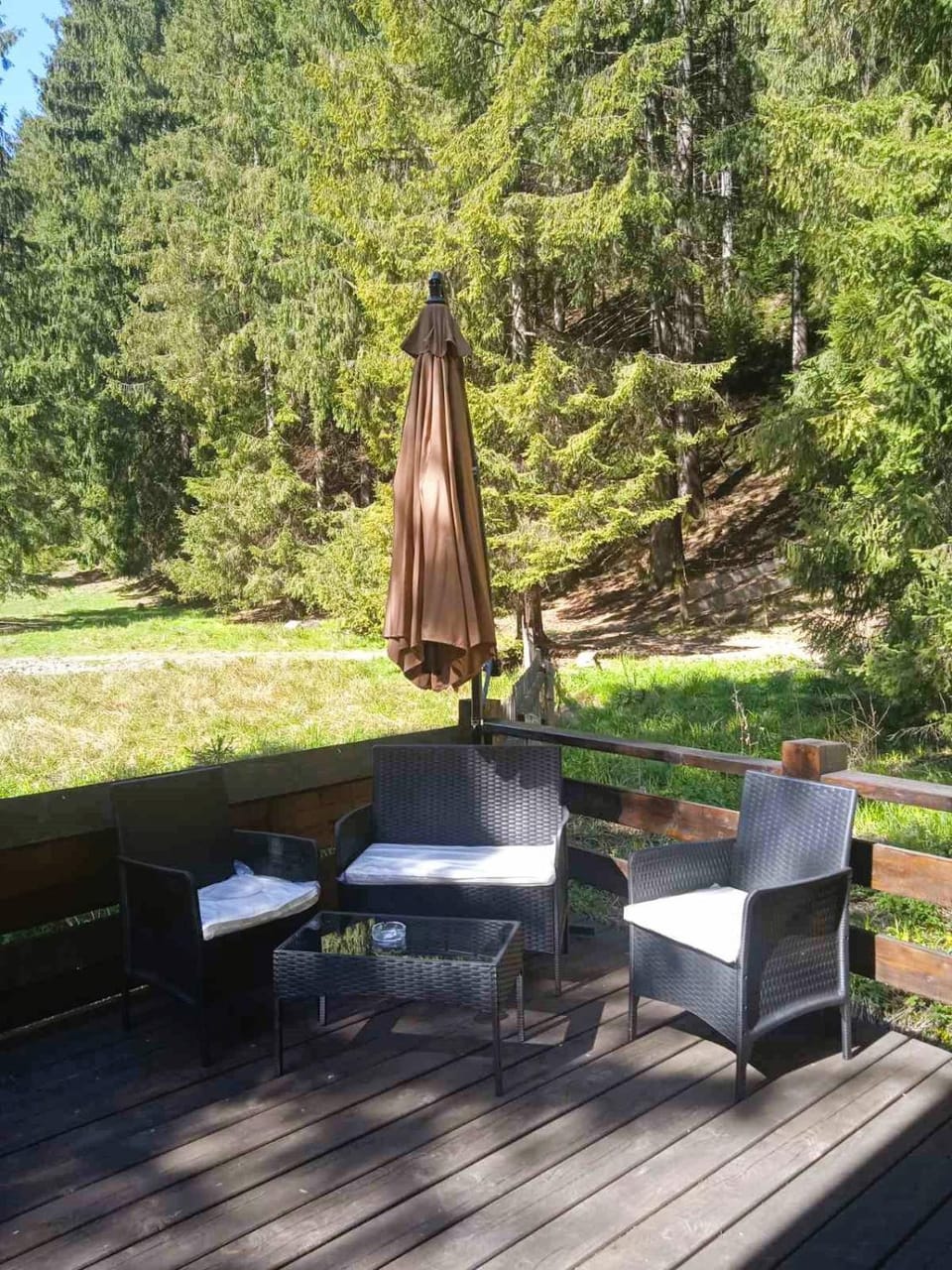 Natural landscape, Garden, Seating area
