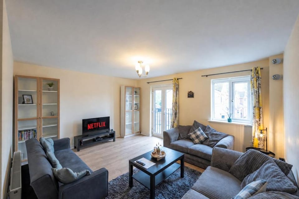 TV and multimedia, Living room, Seating area