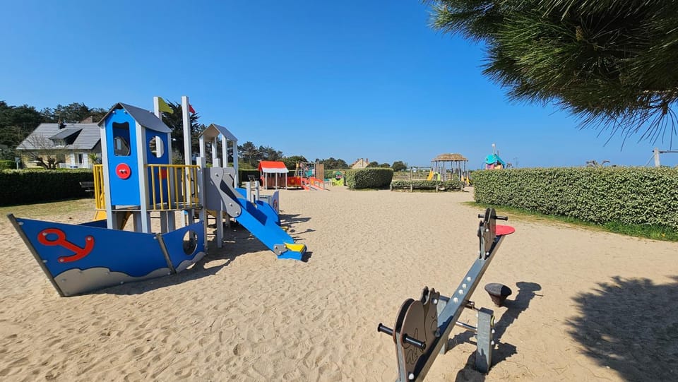 Children play ground, Beach