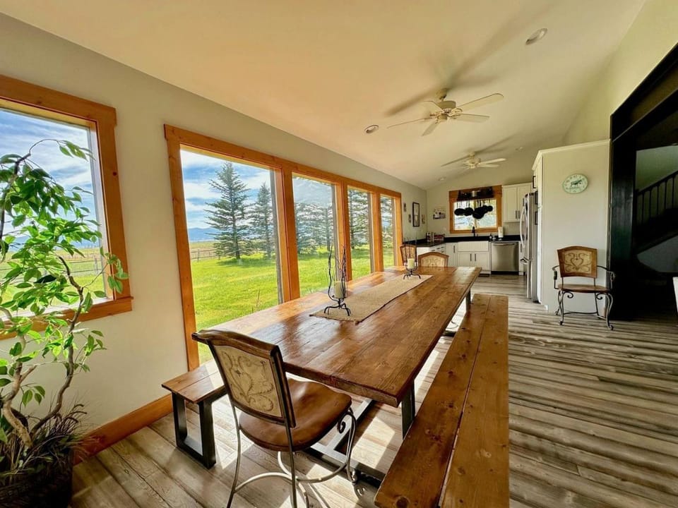 Spacious Farmhouse Estate with Mountain Views & Dual Kitchens near Skiing and Trails in Tetonia, Idaho House in Idaho