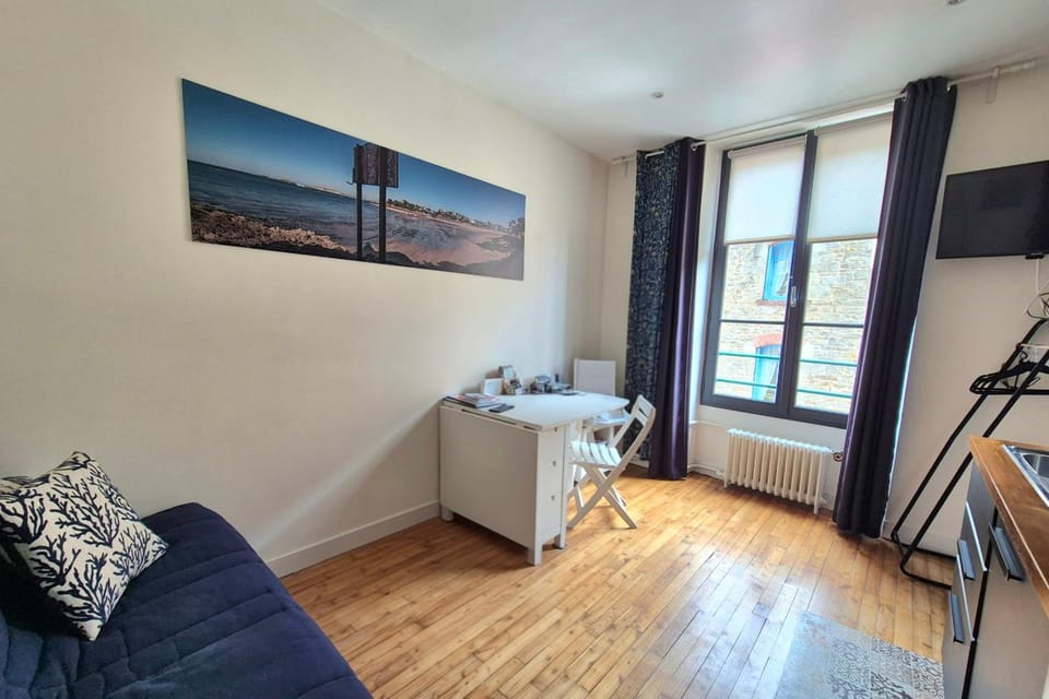 Studio Cosy Mer & Bus St-Malo Apartment in Dinard