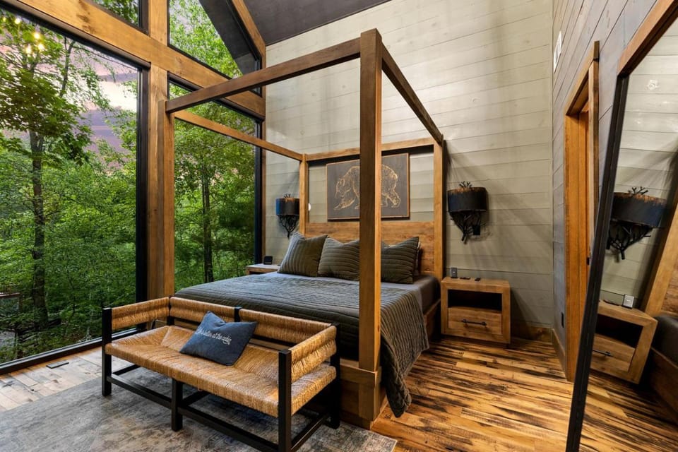 Spectacular Cabin with Incredible Living Areas Cherry Log, Georgia Cabin in Georgia