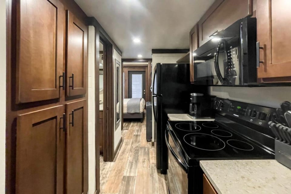 Gorgeous Cabin with Hot-tub and Games in Monteagle, Tennessee Cabin in Tennessee