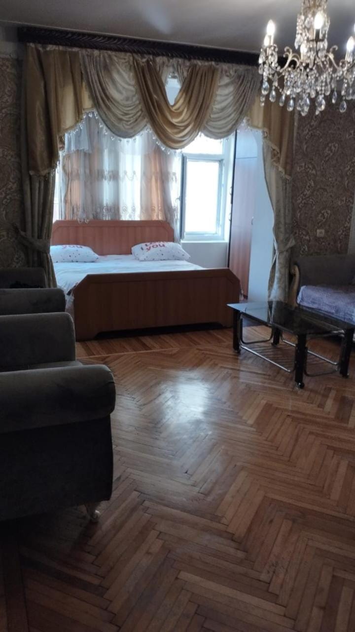 Nəsimi rayonu Füzuli küçəsi 53 Apartment in Baku