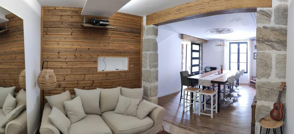 Maison de ville avec jardin House in Nouvelle-Aquitaine
