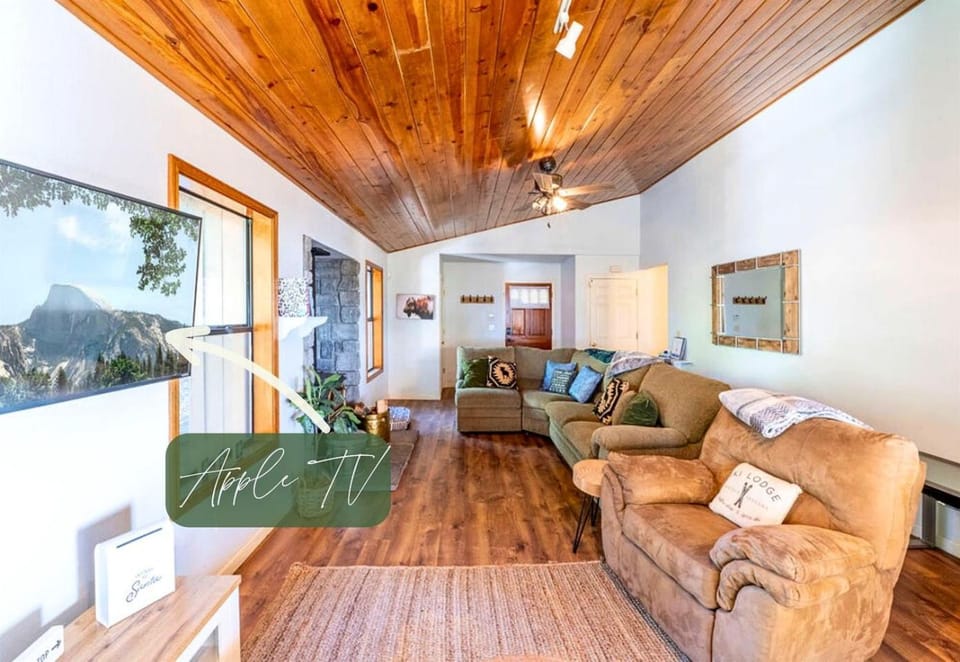 Enjoyable Cabin with Fireplace and Foosball in Twain Harte, California Cabin in Twain Harte