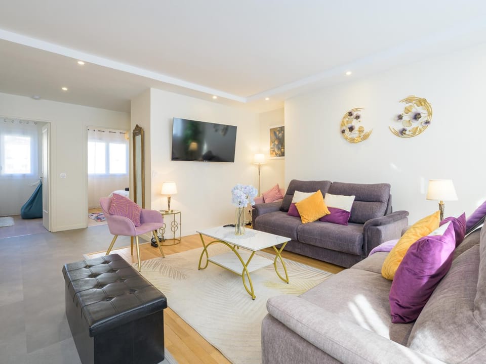 Le Nexus - Private Floor 140m Apartment in Villeurbanne
