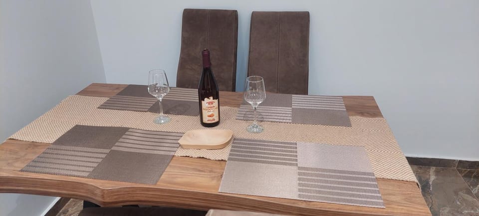 Honey House Martinovic Apartment in Montenegro
