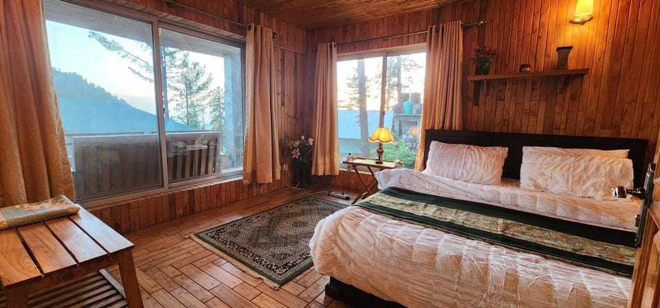 Bed, View (from property/room), Balcony/Terrace, Photo of the whole room, Bedroom, Mountain view