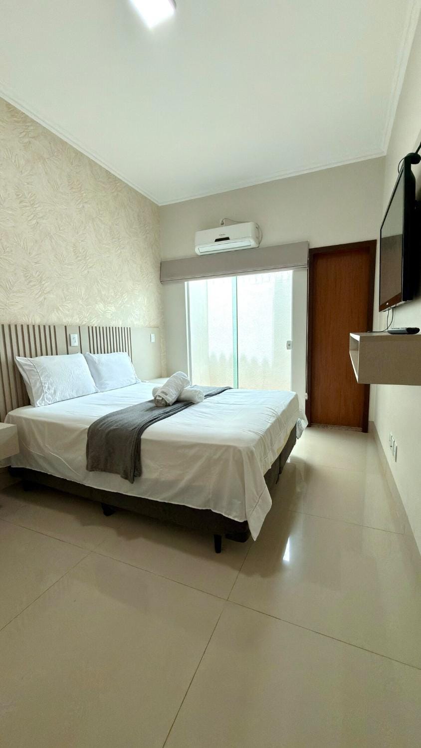 TV and multimedia, Bedroom, air conditioner