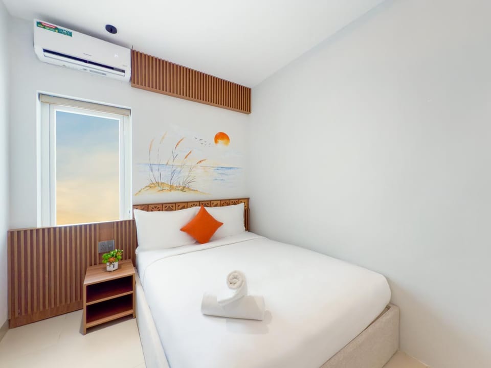 Bed, Bedroom, air conditioner
